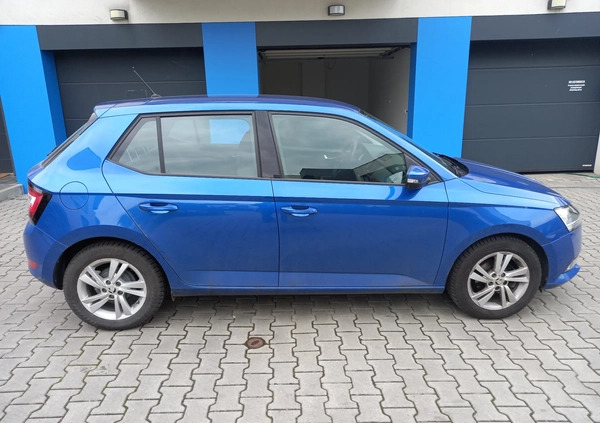 Skoda Fabia cena 57000 przebieg: 9269, rok produkcji 2021 z Brzesko małe 79